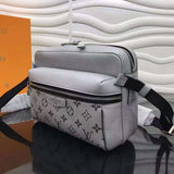 Close-up detail of modern classic women's handbag – women's luxury accessory