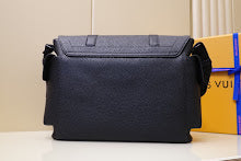 Chic Designer Satchel Bag - Luxury Women's Top Handle Handbag - NM5279