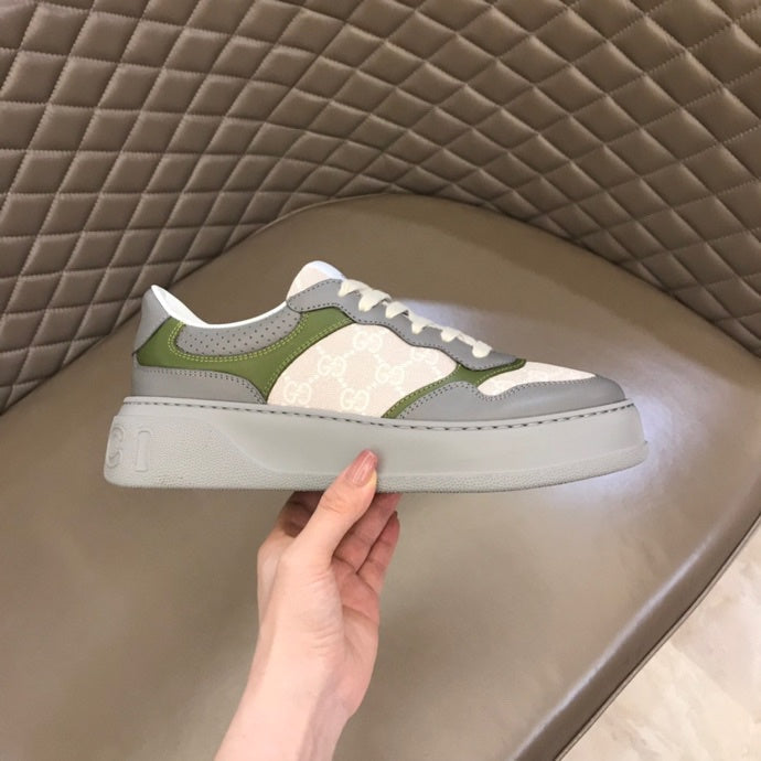 Gucci fresh white-and-black luxury sneakers view 7 breathable knit upper