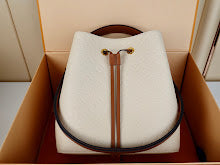 Chic Women's Crossbody Handbag - Luxury Premium Designer Style - NM5037