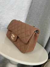 New Premium Women's Shoulder Bag - Designer Luxury Fashion Accessory - NM6079