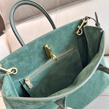 New Premium Signature Shoulder Bag - Chic Women's Luxury Designer - NM5754