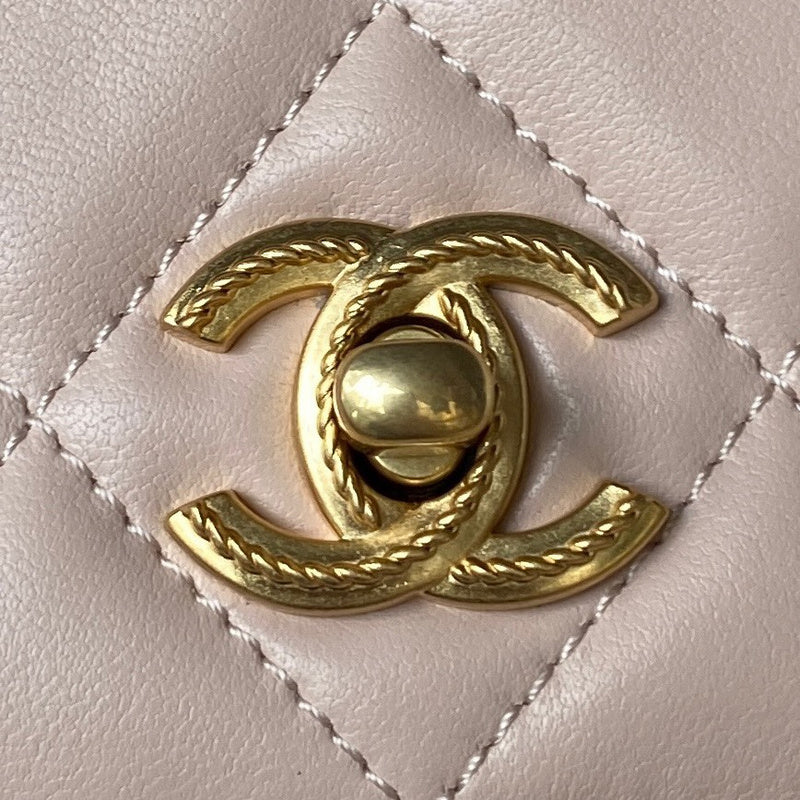  mid purse view 5