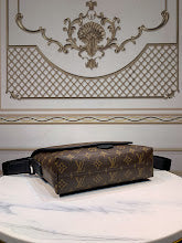 Chic Designer Crossbody Purse - Premium Luxury Women's Style - NM4975