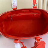  shoulder bag interior and compartment view 15