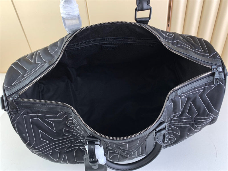  Sophisticated handbag carried on shoulder 16