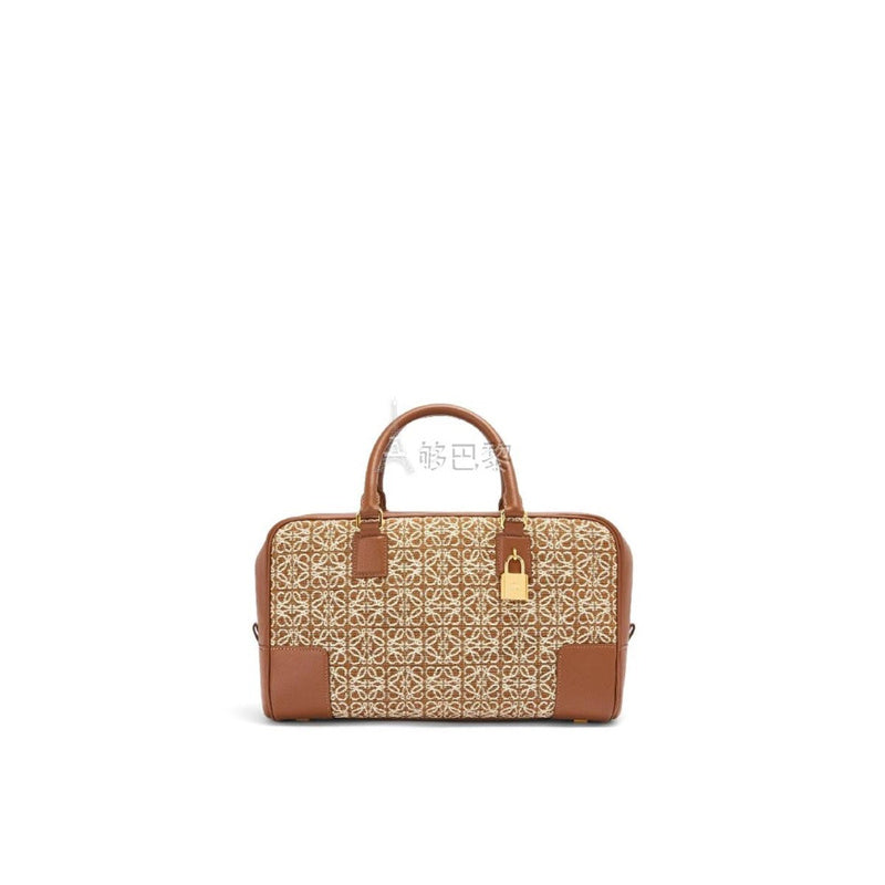  Versatile shopper bag front view 13