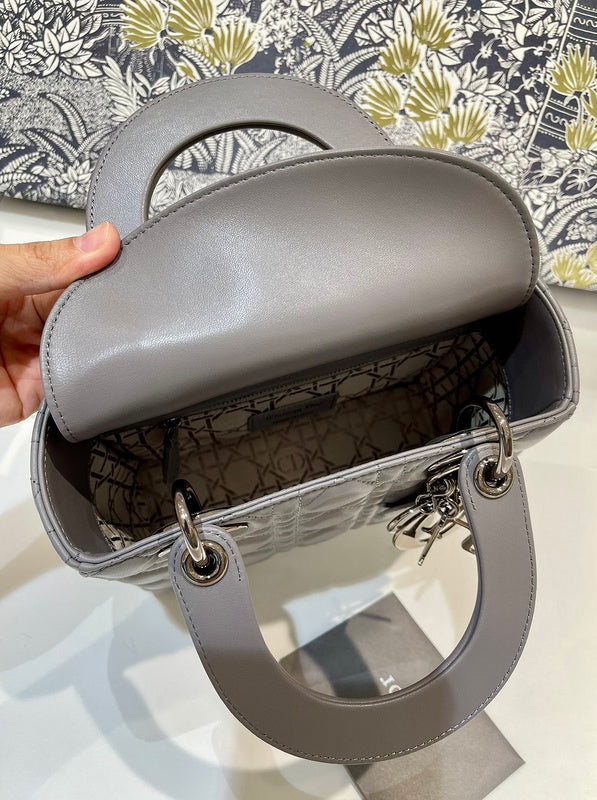 Back view of premium chic women's handbag – women's designer-style accessory