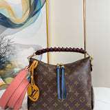  sophisticated shopper bag detail view showing craftsmanship