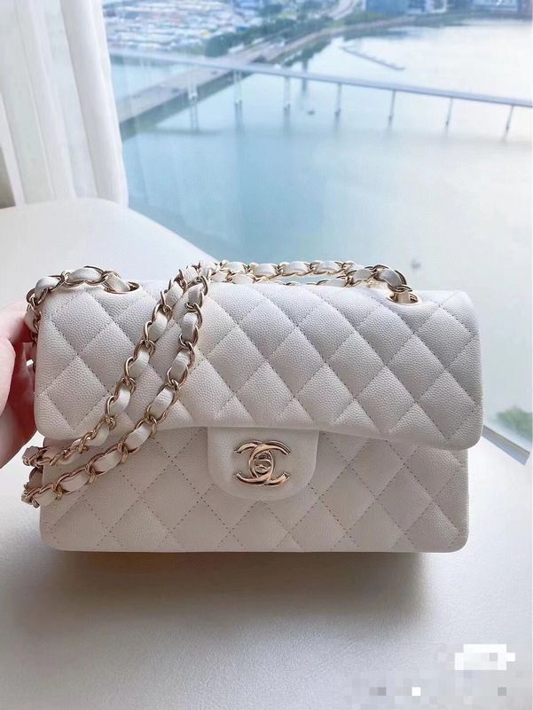  women's handbag, mid design, view 1