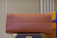 Premium Women's Tote Bag - Luxury Designer Fashion Handbag - NM4968