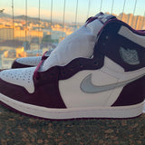 Nike Men's & Women's Designer Lifestyle Shoes — Style 164 angle view