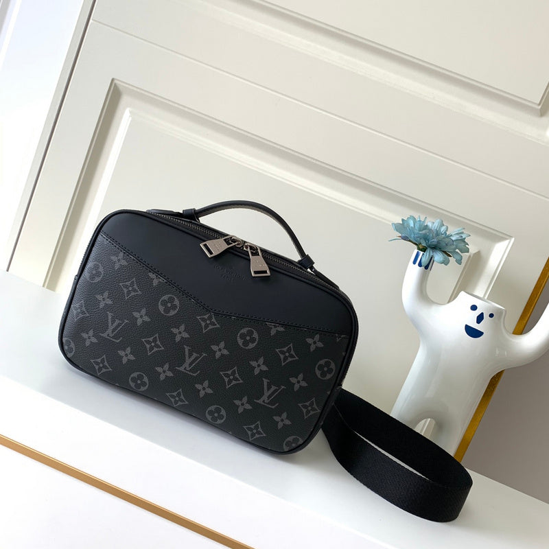 Handle and strap detail of polished everyday-luxe women's handbag – women's luxury accessory
