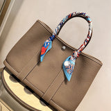  everyday bag interior and compartment view 9