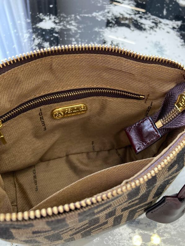 Ziva's Charm handbag – interior view (Standard Size)