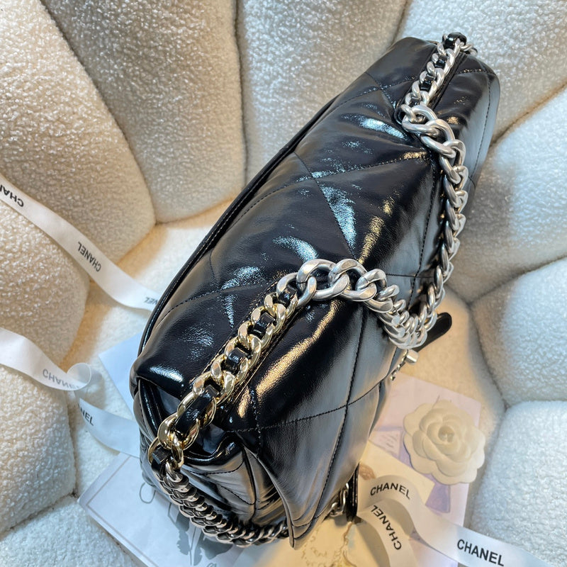 Zivas Charm Timeless Appeal Designer Handbag (Designer-Inspired Craftsmanship) – Angled View