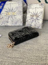 Designer Heritage Crossbody Bag - Premium Luxury Women's Fashion - NM7306