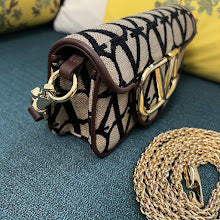 Premium Signature Shoulder Bag - Chic Women's Luxury Designer - NM3048