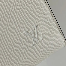 Designer Iconic Tote Handbag - Premium Luxury Women's Fashion - NM4170