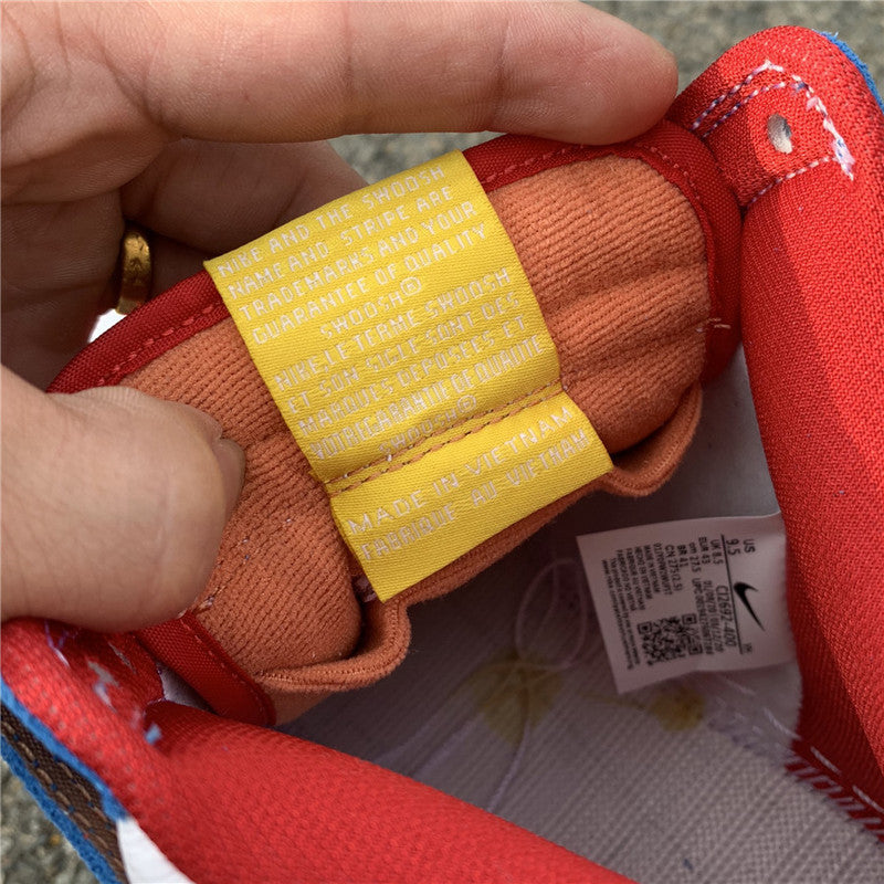 Nike Men's & Women's Premium Low-Top Trainers — Style 205 angle view