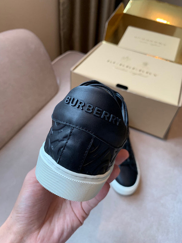 Timeless Faux Leather Shoes - Premium Craftsmanship Detailing | Women's Luxury Shoes #1510 - texture close-up (image 9) of designer-inspired shoes