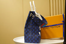 Luxury Iconic Crossbody Bag - Women's Elegant Designer Fashion - NM4762