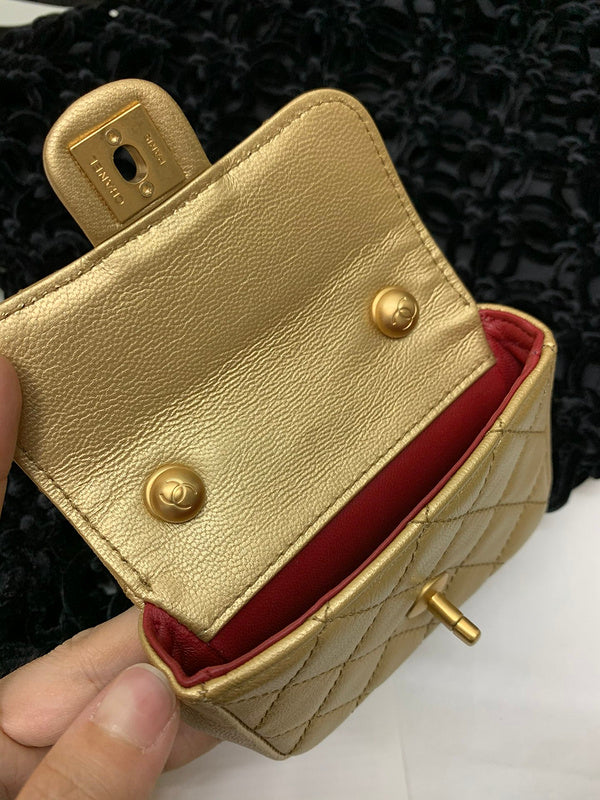  women's handbag, versatile design, view 3