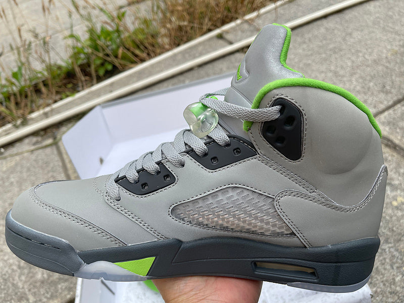 Nike Men's & Women's Designer Lifestyle Shoes — Style 248 angle view
