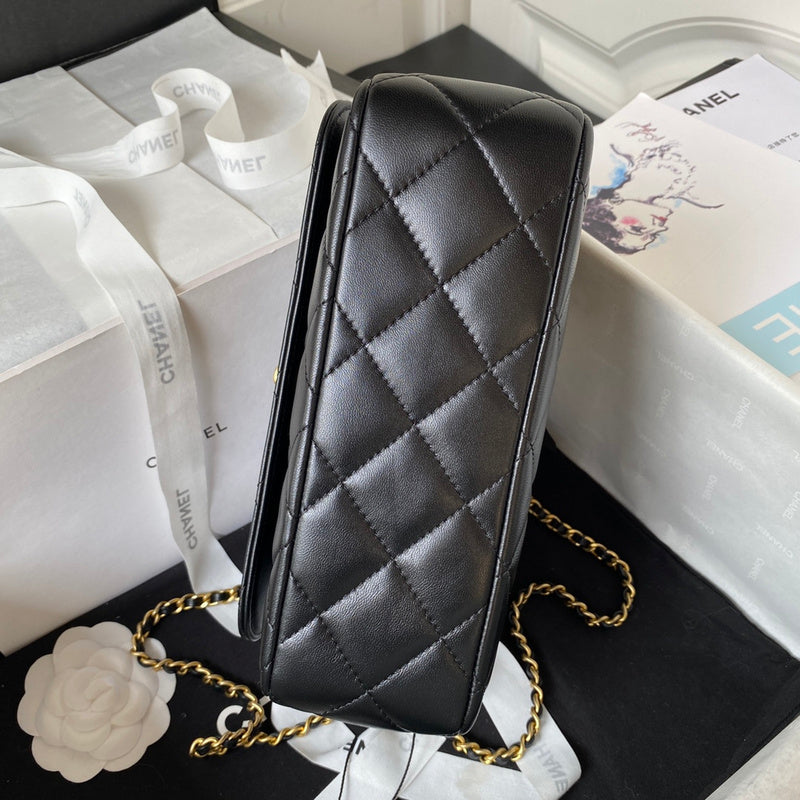  mid purse view 9