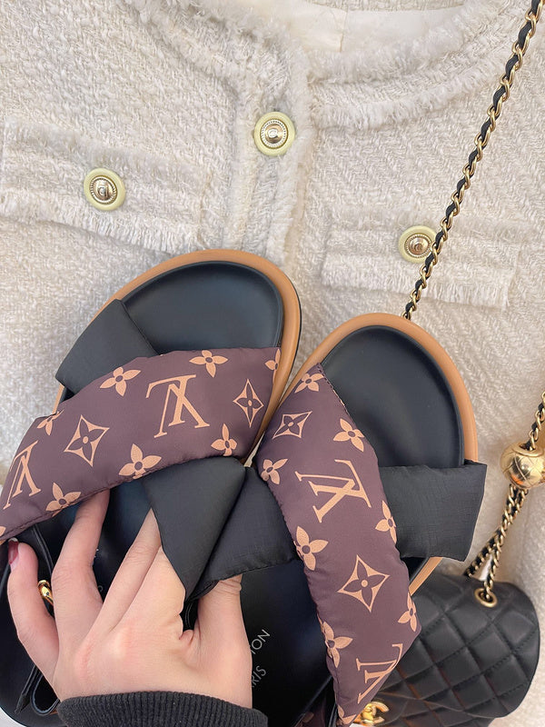 Louis Vuitton shoes Style 406 - texture and material detail