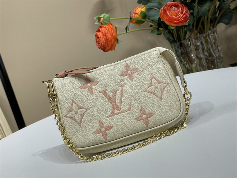  handbag interior and compartment view 15