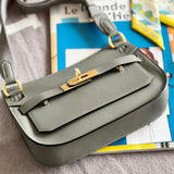  graceful shoulder bag styled with outfit 30