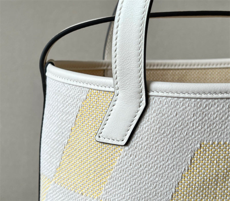 Elegant bag women's premium everyday handbag