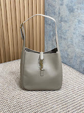 Premium Women's Crossbody Bag - Luxury Designer Fashion Accessory - NM3406