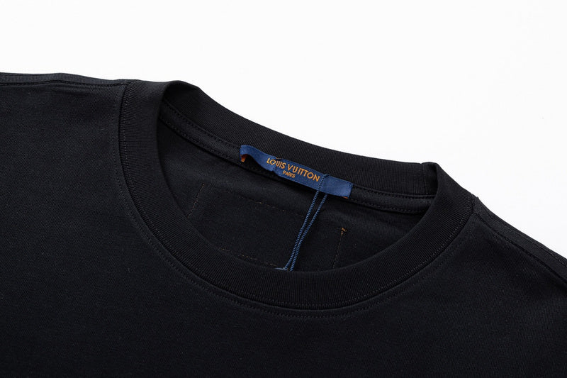 Full styled look of Louis Vuitton cotton t-shirt with relaxed-fit cut