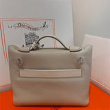  shoulder bag interior and compartment view