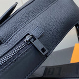  Chic carryall bag front view 7