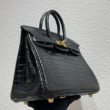  Signature tote bag carried on shoulder 10
