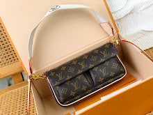 Premium Signature Shoulder Bag - Chic Women's Luxury Designer - NM4434