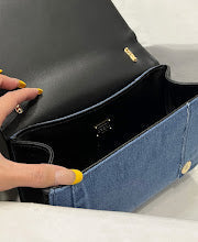Luxury Structured Shoulder Bag - Women's Premium Designer Fashion - NM6775