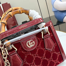 Luxury Designer Shoulder Bag for Women - Premium Fashion Handbag - NM4039