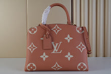 Premium Leather Crossbody Bag - Elegant Women's Designer Handbag - NM4881