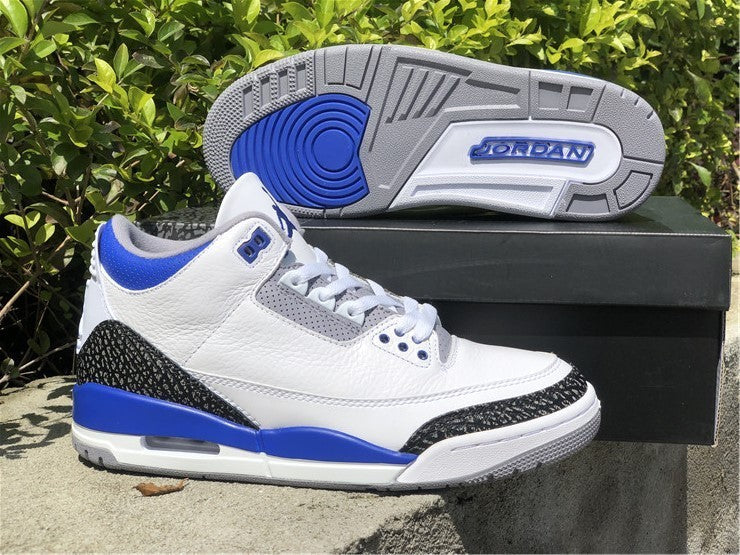 Nike Men's & Women's Luxury Lifestyle Trainers — Style 135 interior view