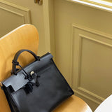  Everyday shopper bag front view 13