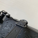 Close-up detail of statement everyday-luxe women's handbag – women's premium purse