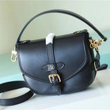  Classic crossbody bag front view