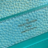  shoulder bag interior and compartment view 21