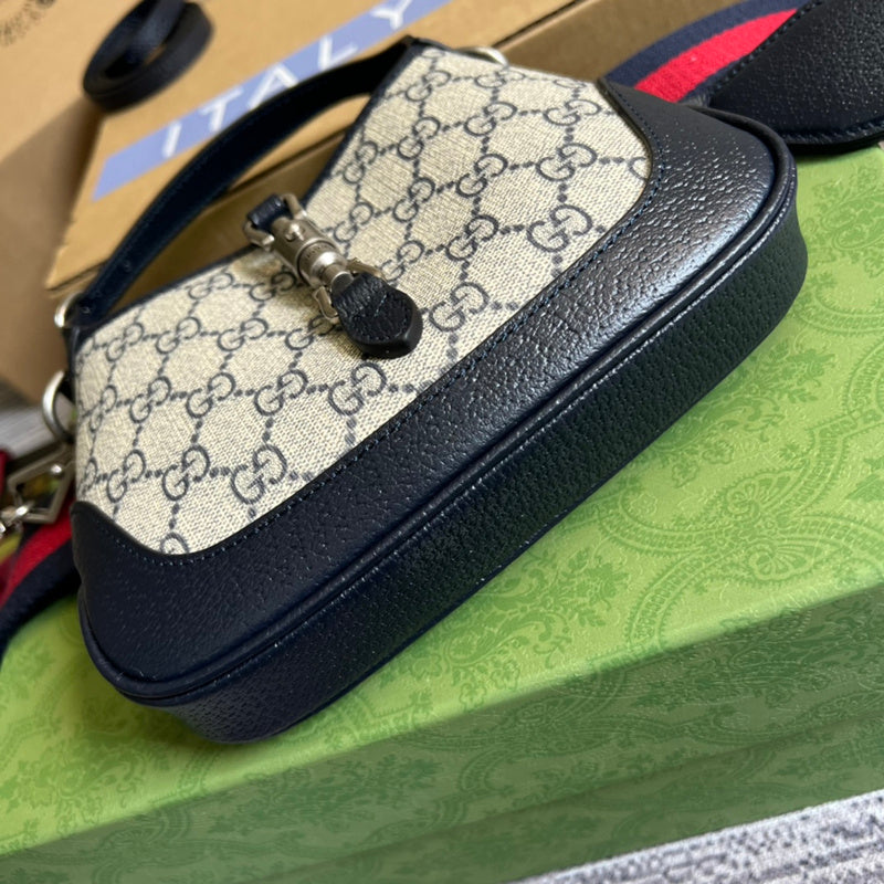 Interior view of signature sleek women's handbag – women's designer-style accessory