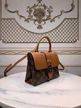 Chic Women's Satchel Handbag - Luxury Premium Designer Style - NM4607