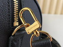 Designer Heritage Crossbody Bag - Premium Luxury Women's Fashion - NM4483